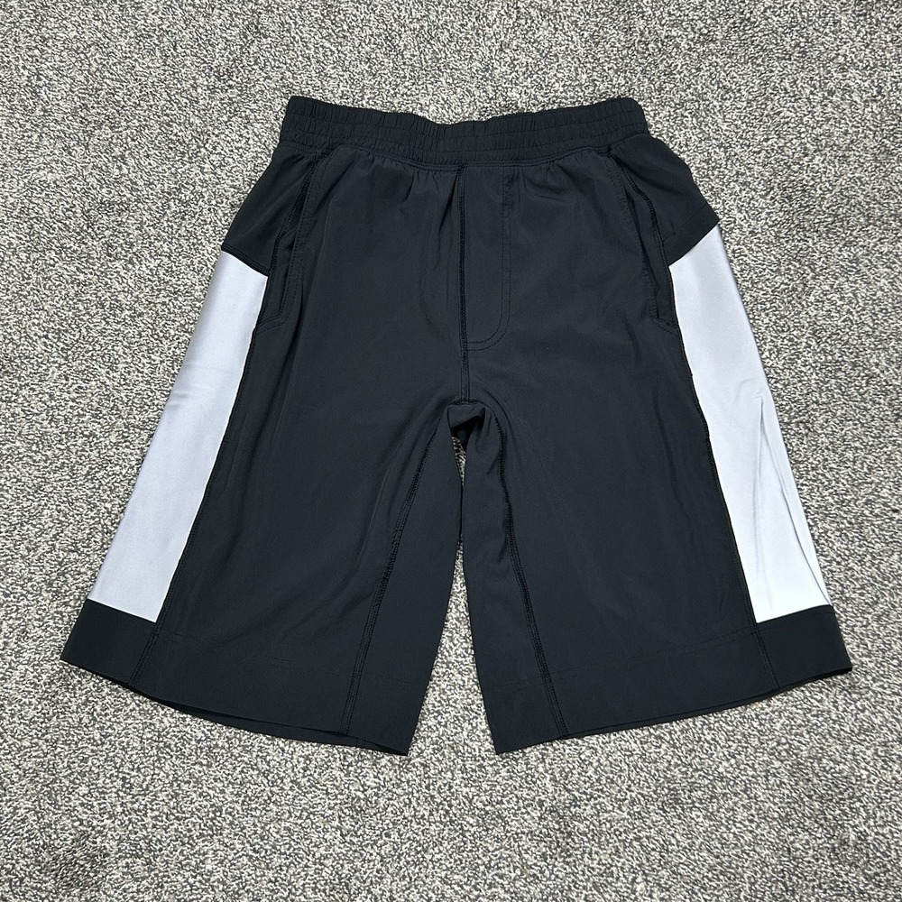 Lululemon Shorts Mens Small Black Reflective Sides Running‎ Workout Gym Training